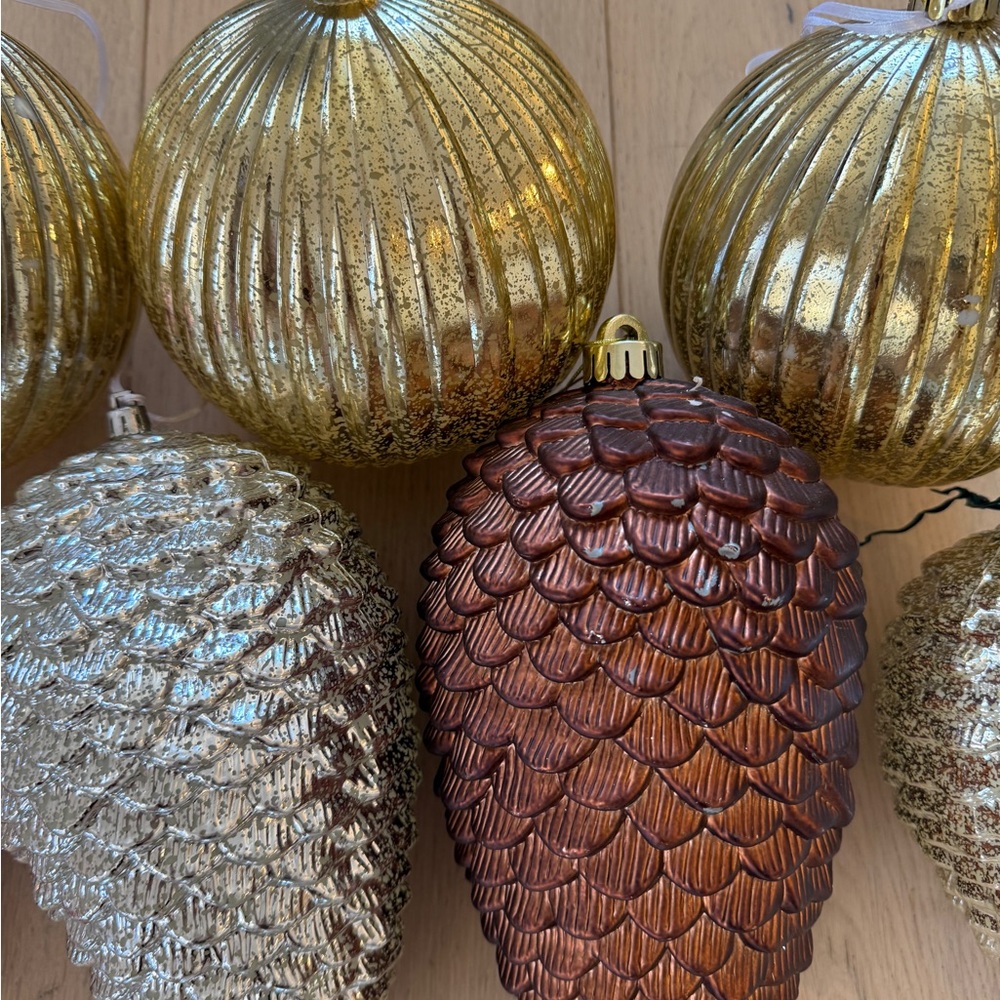 Elegant Gold and Silver Holiday Ornaments